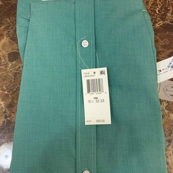 Tommy Hilfiger Dress Shirt- New with tags - Picture 2 of 3